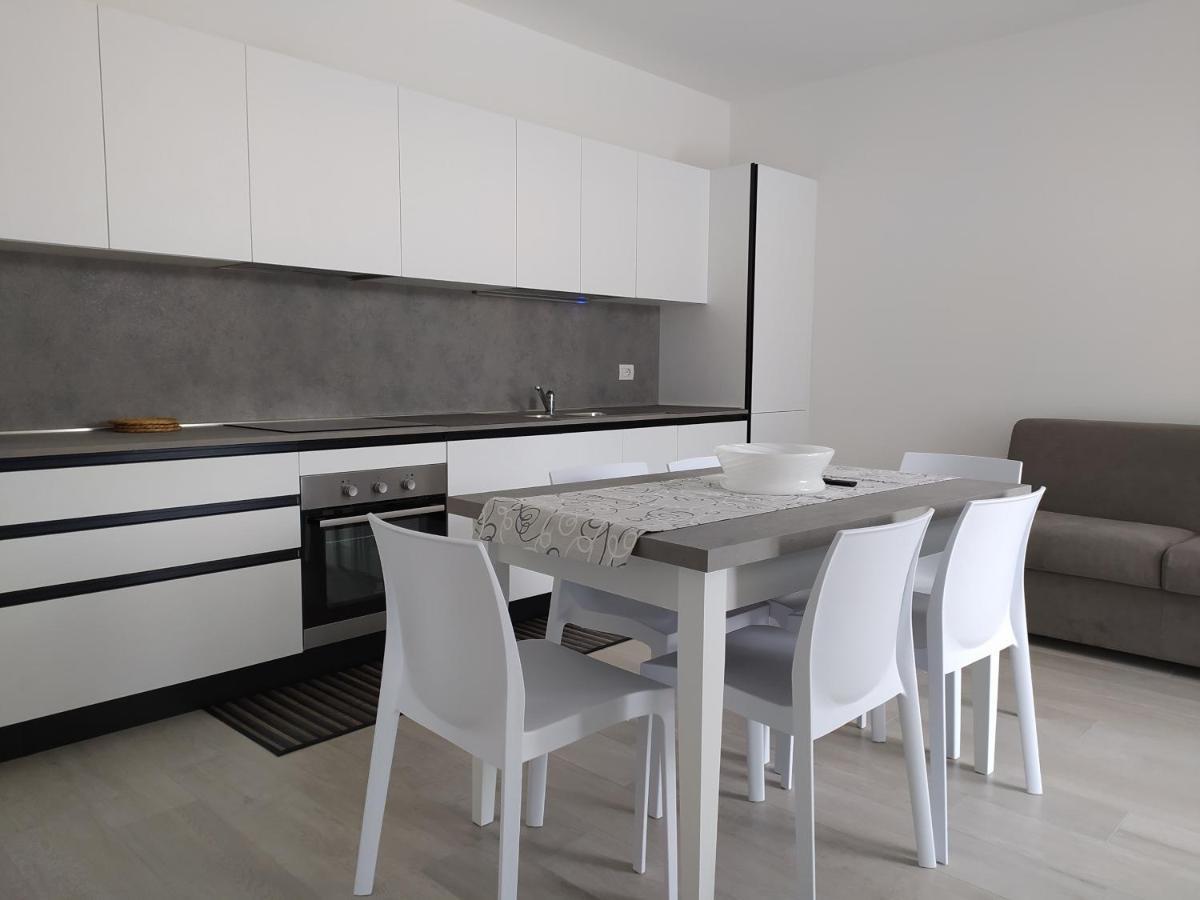 F2 - Black&white * Lido di Jesolo