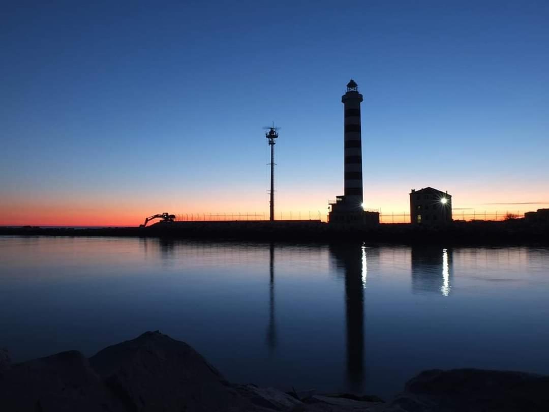 F2 - Black&white Lido di Jesolo