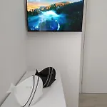 Apartment F2 - Black And White *